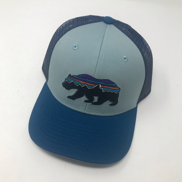 NWT Kids Patagonia Fitz Roy Bear Trucker Hat - Picture 2 of 6